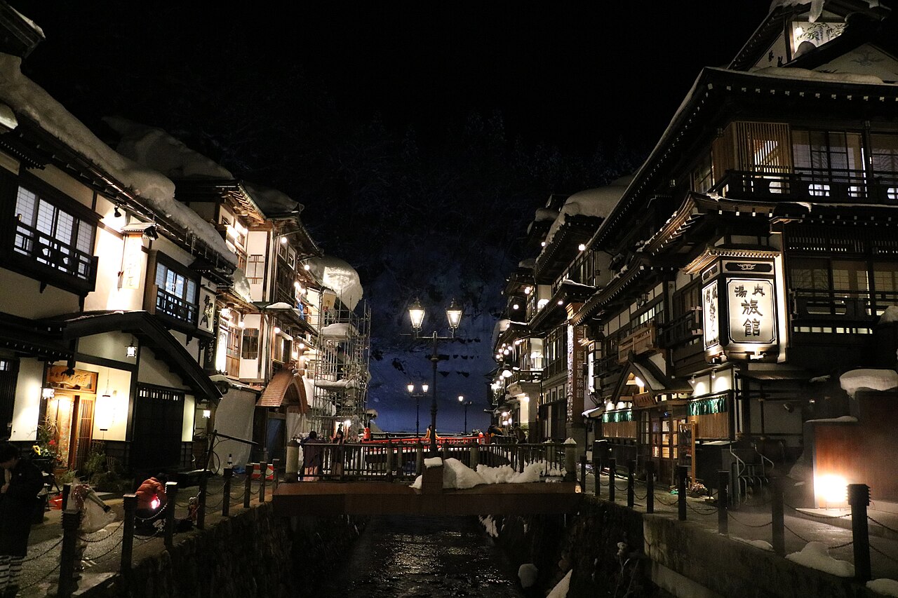 12 เมืองออนเซ็นที่ดีที่สุดในญี่ปุ่น