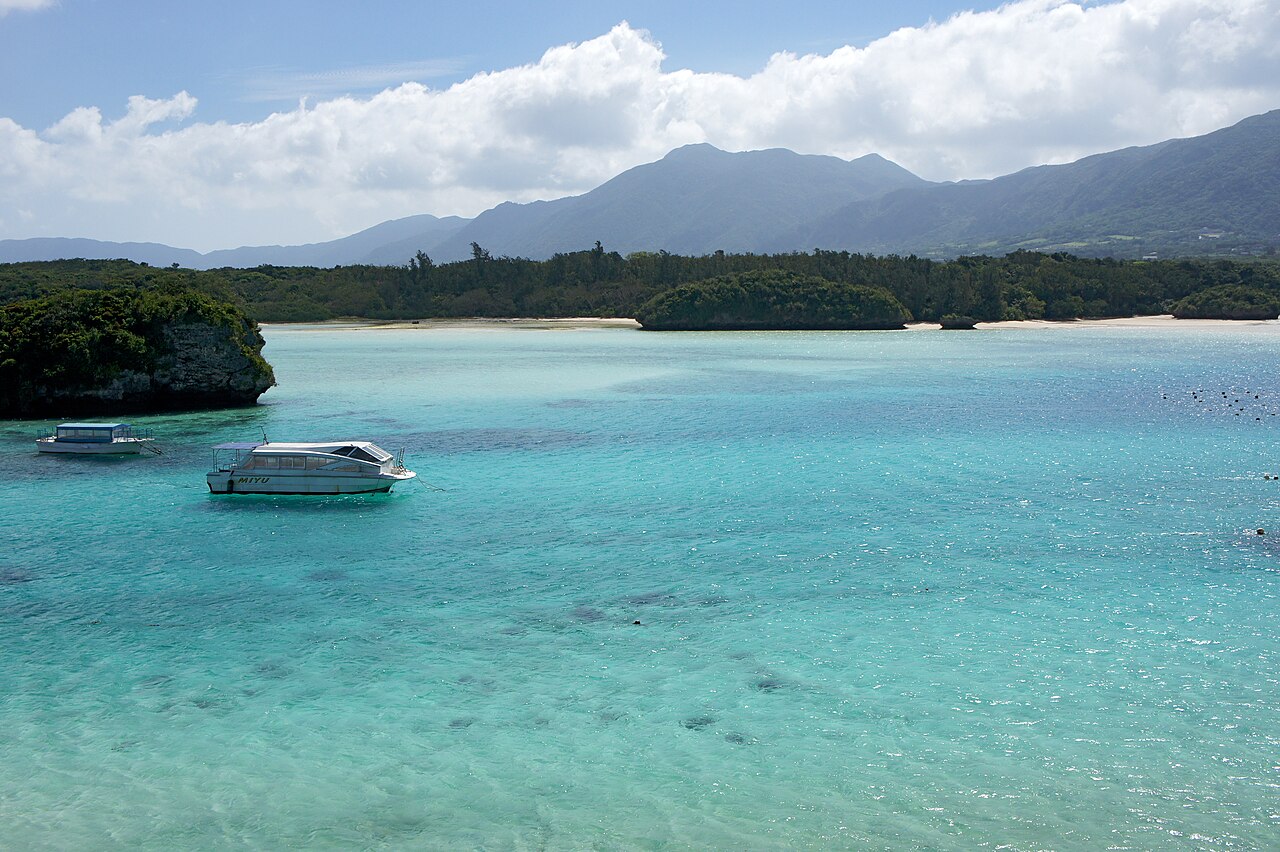 Kabira Bay Ishigaki Island turquoise water Okinawa