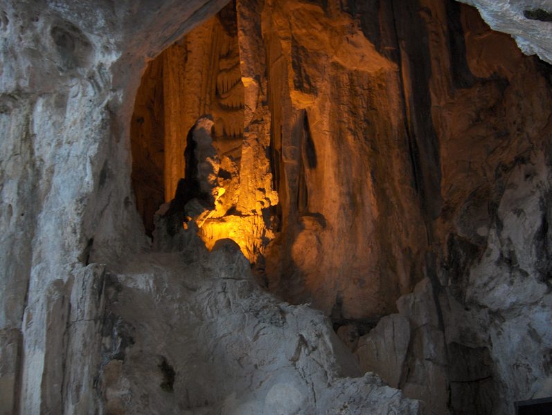 Grutas de Garcia caves