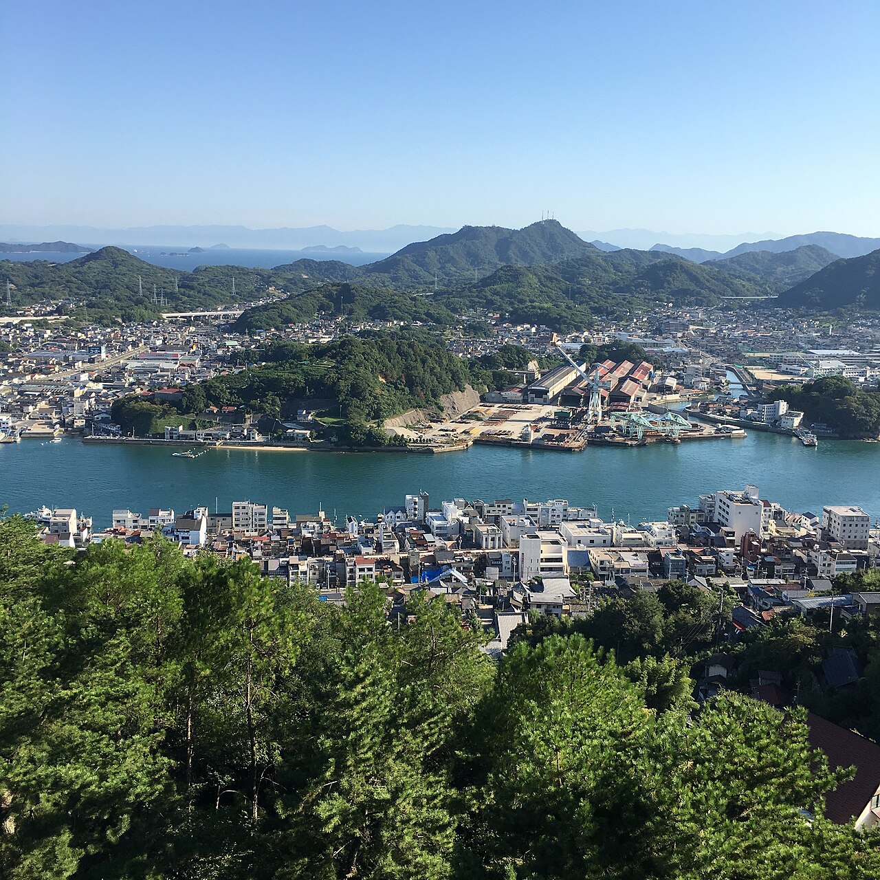 โอโนมิจิ Shimanami Kaido Cat Alley