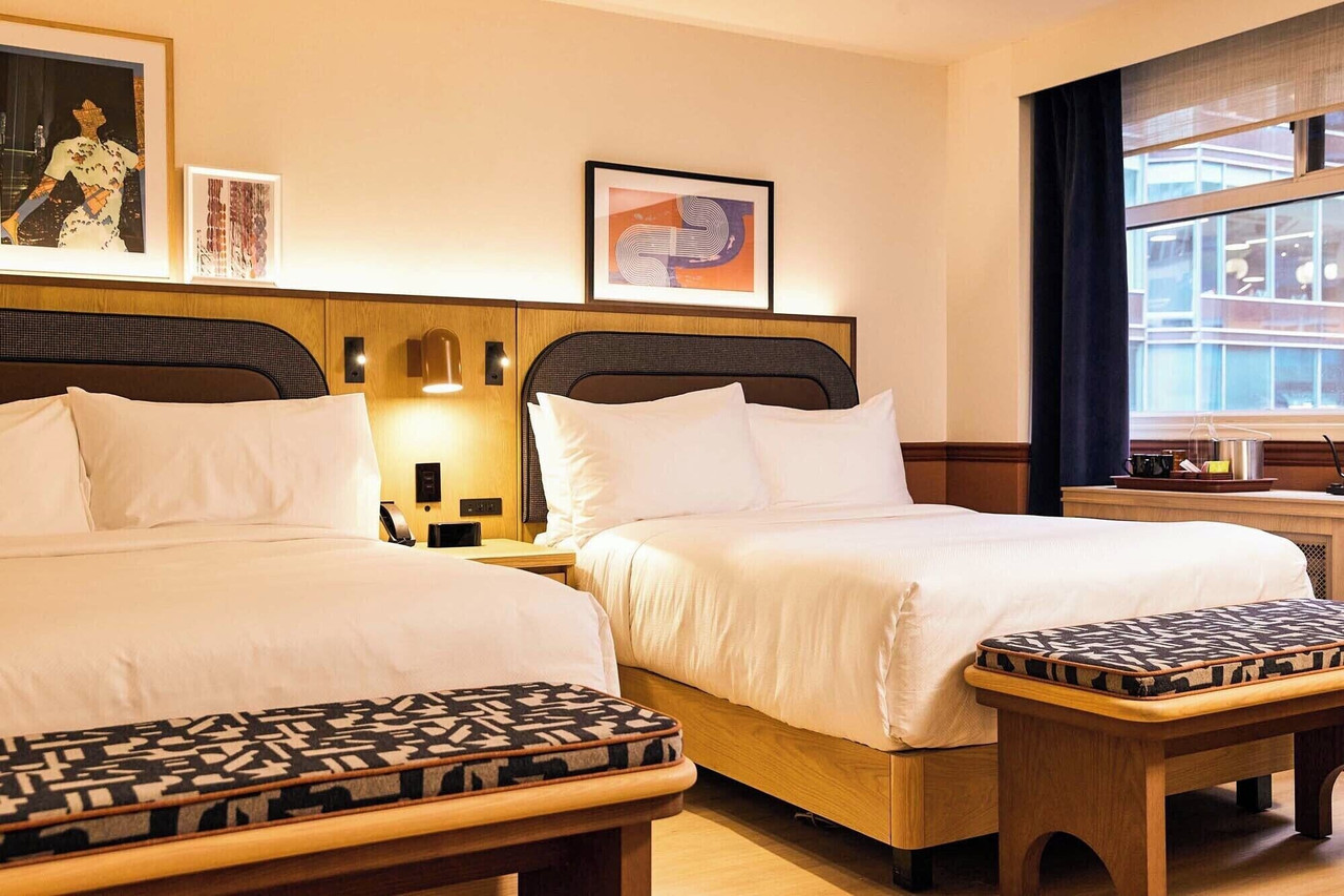 The Strathcona Hotel (Union Hotel Toronto)