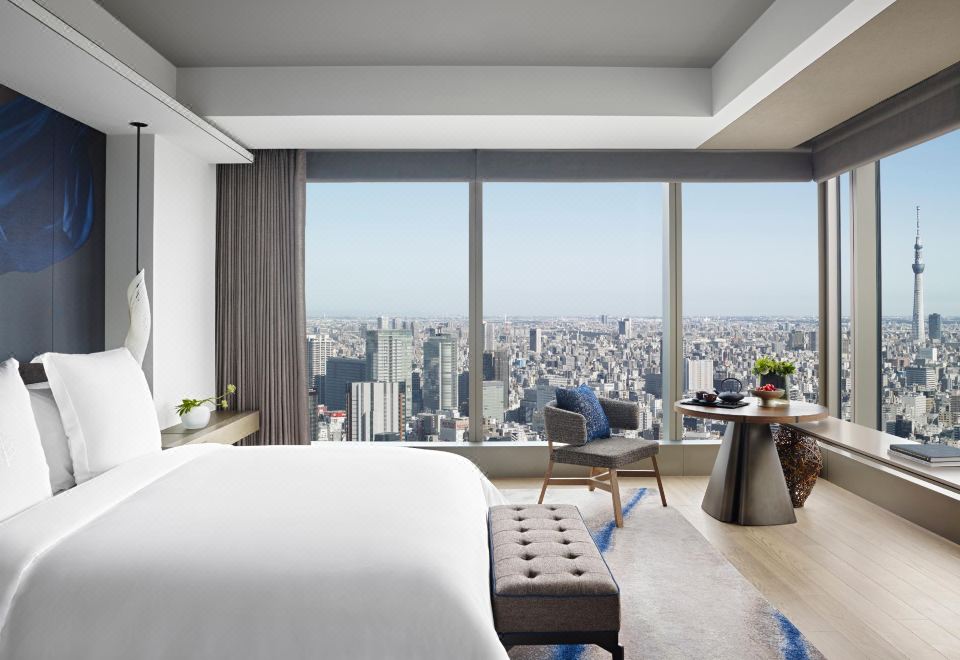 Four Seasons Hotel Tokyo at Otemachi