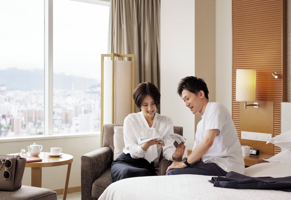 ห้องพัก Sheraton Grand Hiroshima วิวเมืองฮิโรชิม่าจากชั้นสูง