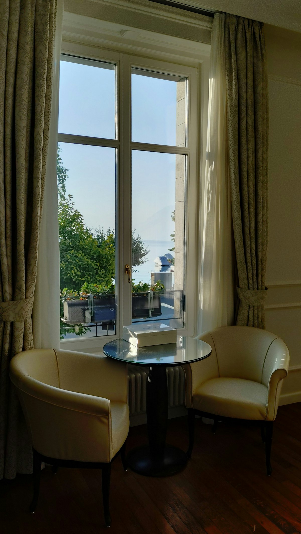 Hu Yue Lakeview Hotel