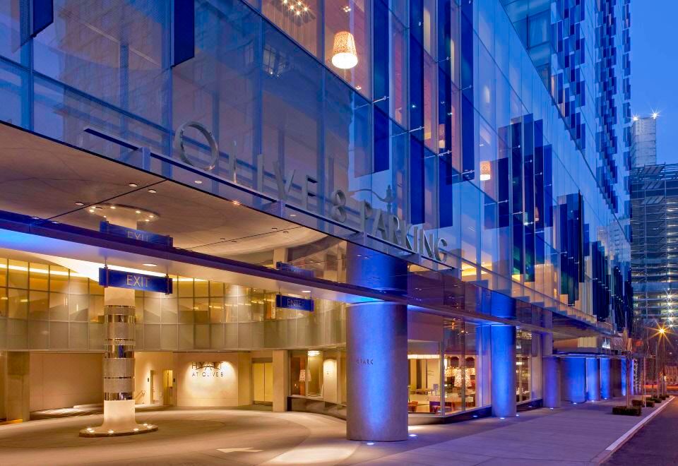 Hyatt at Olive 8