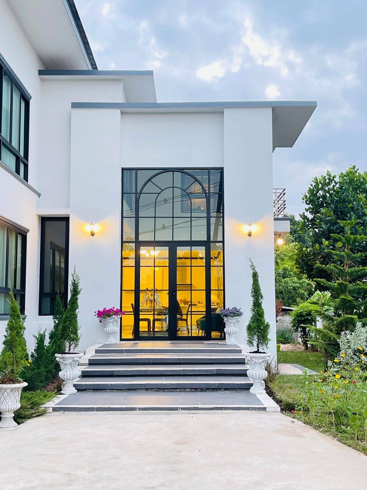 Romlaphass Boutique Villa