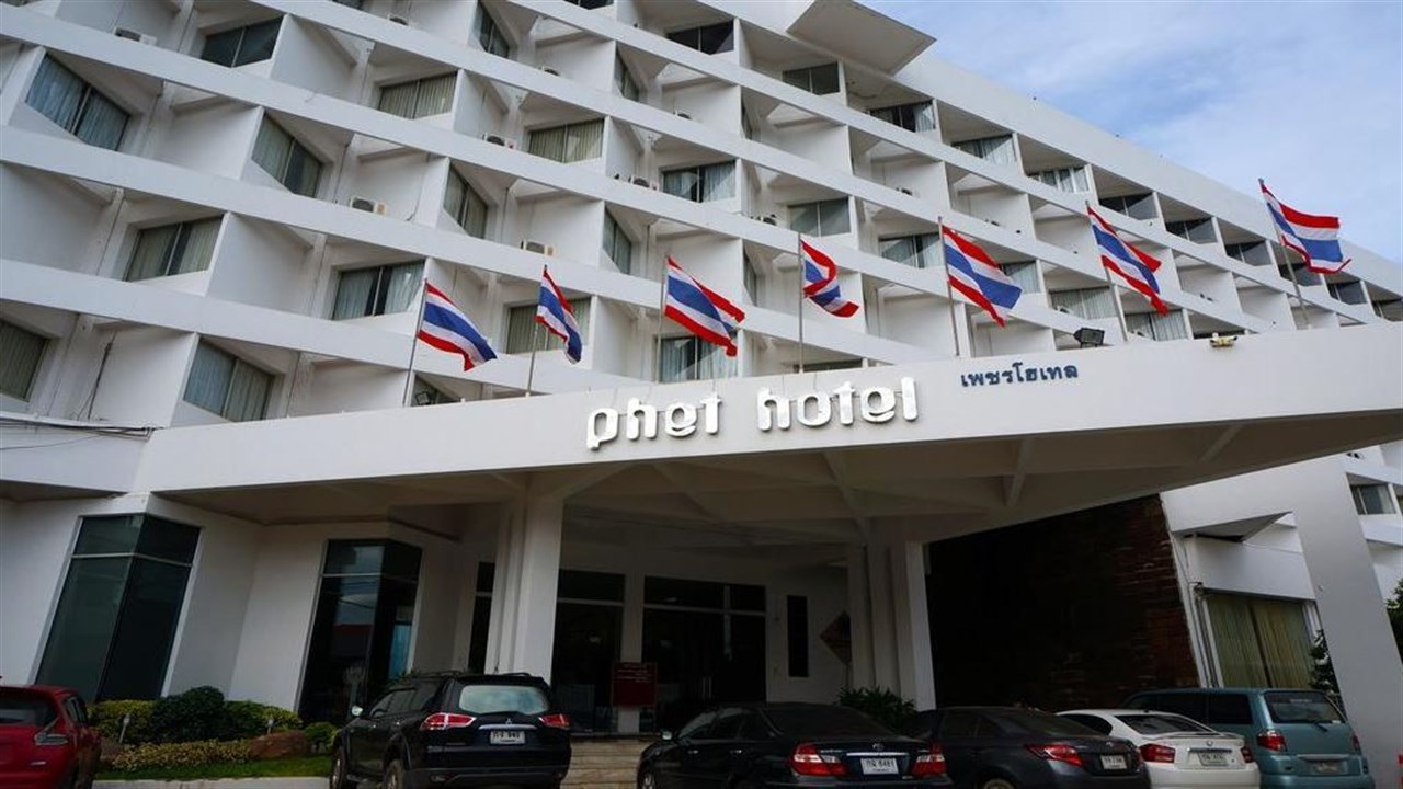 Phet Hotel