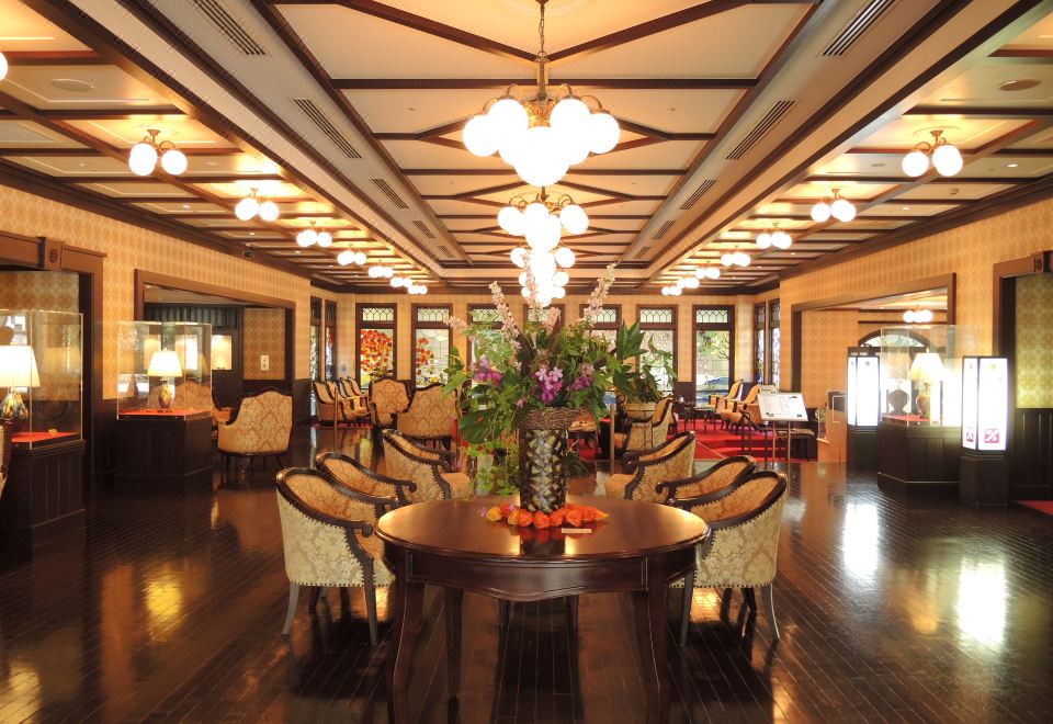 Kanazawa Hakuchoro Hotel Sanraku
