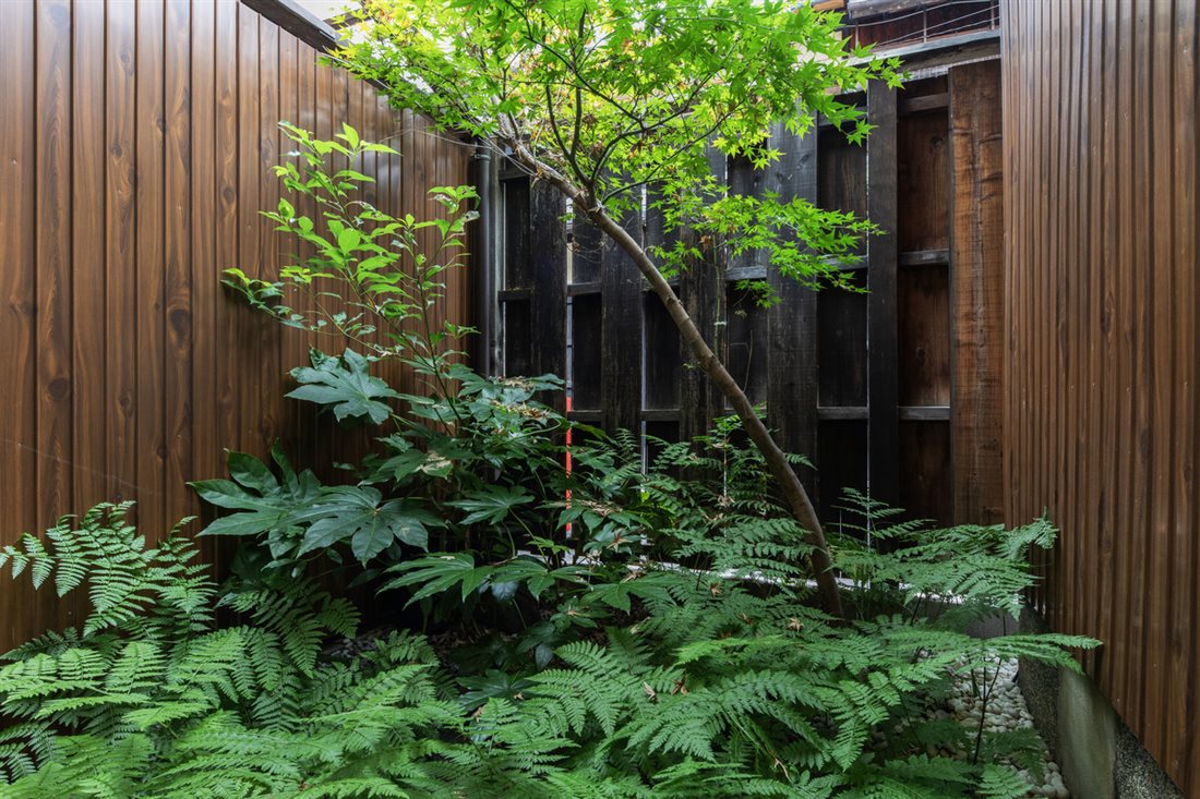 Shiki Homes AKI