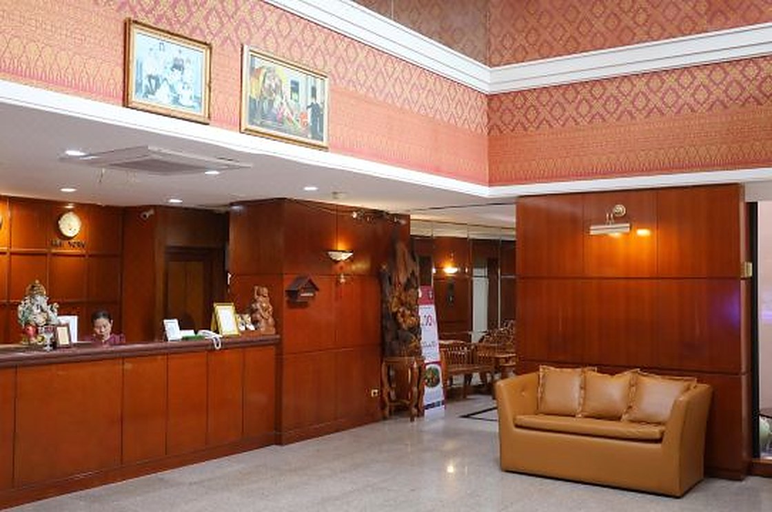 Nonthaburi Palace Hotel