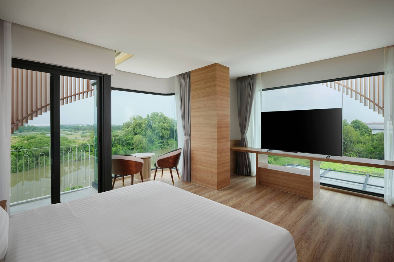 Phetara Hotel Mahachai by PCL