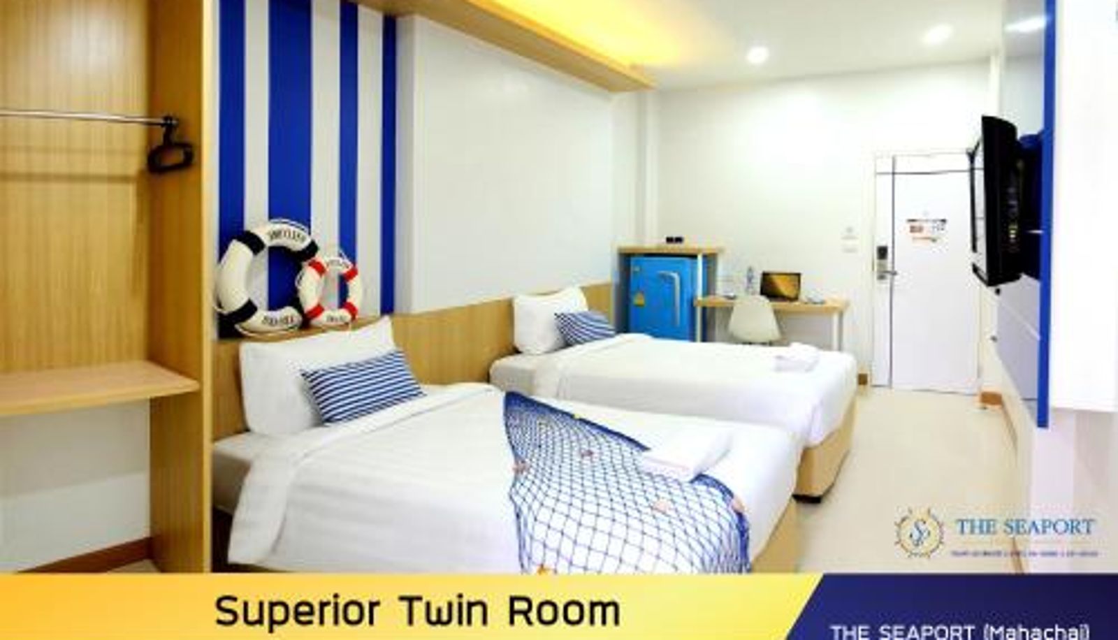 ห้อง Superior Twin เตียงคู่แฝดธีมเรือเดินสมุทรที่ THE SEAPORT Hotel มหาชัย
