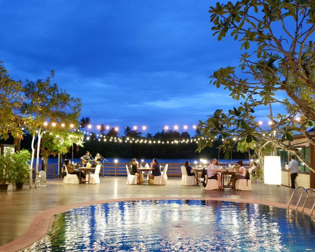 Baan Amphawa Resort and Spa