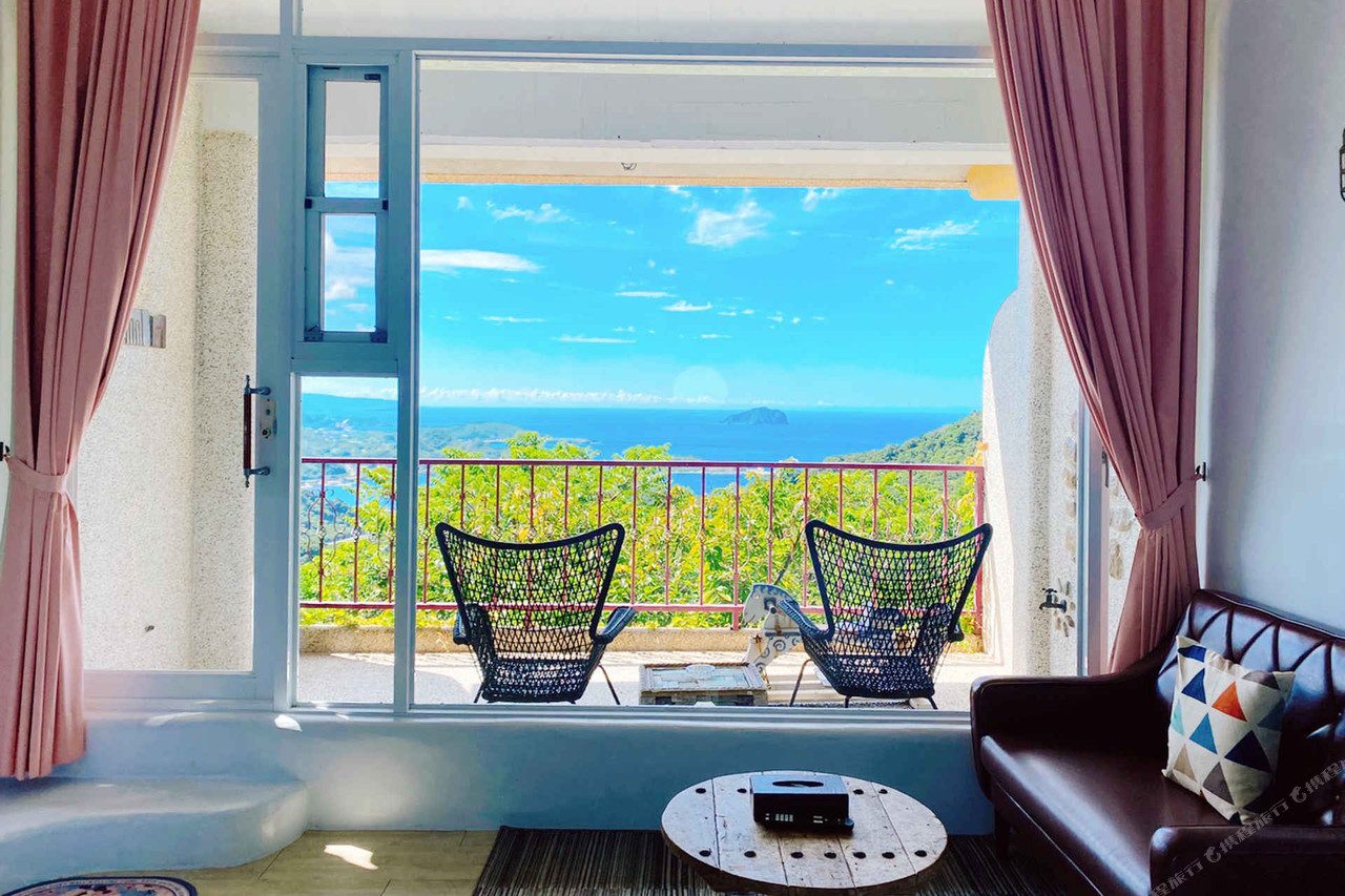 Sunny Room (陽光味宿)