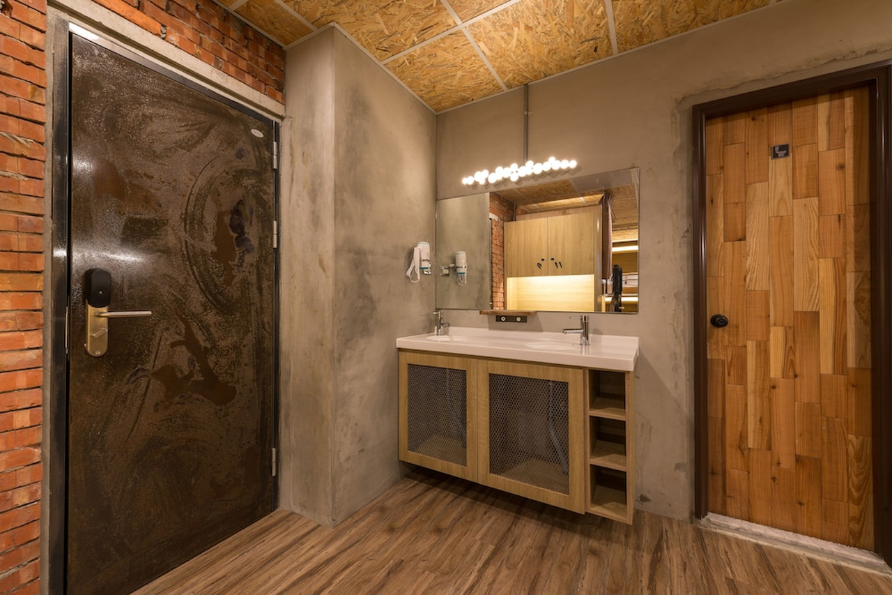 Dorm or private room interior at Beimen WOW Poshtel