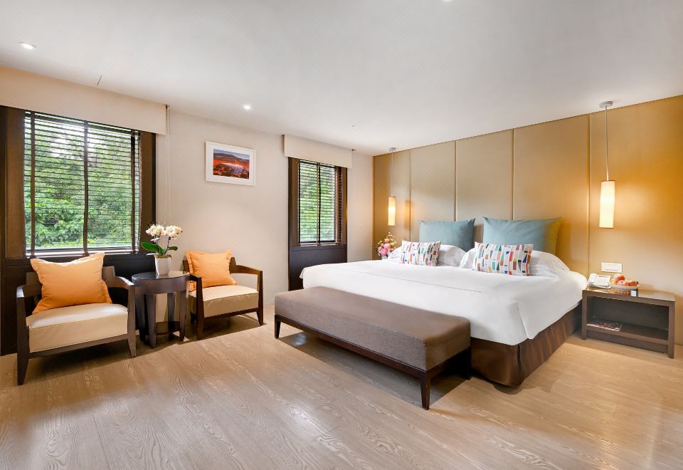 ห้องสมุดสูง 4 ชั้นของ The Gaia Hotel