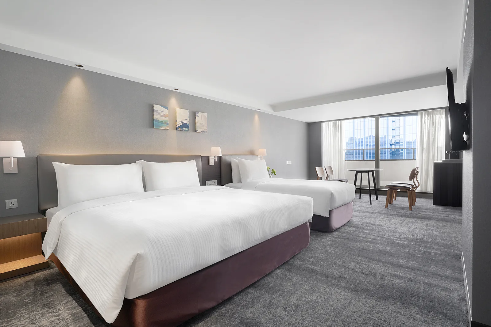 ILLUME Taipei Family Twin room — spacious layout with two double beds