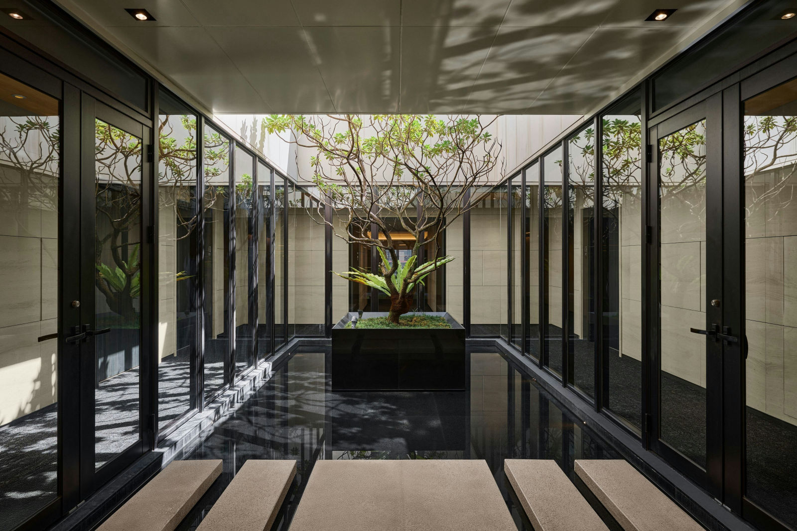 Madison Taipei Hotel