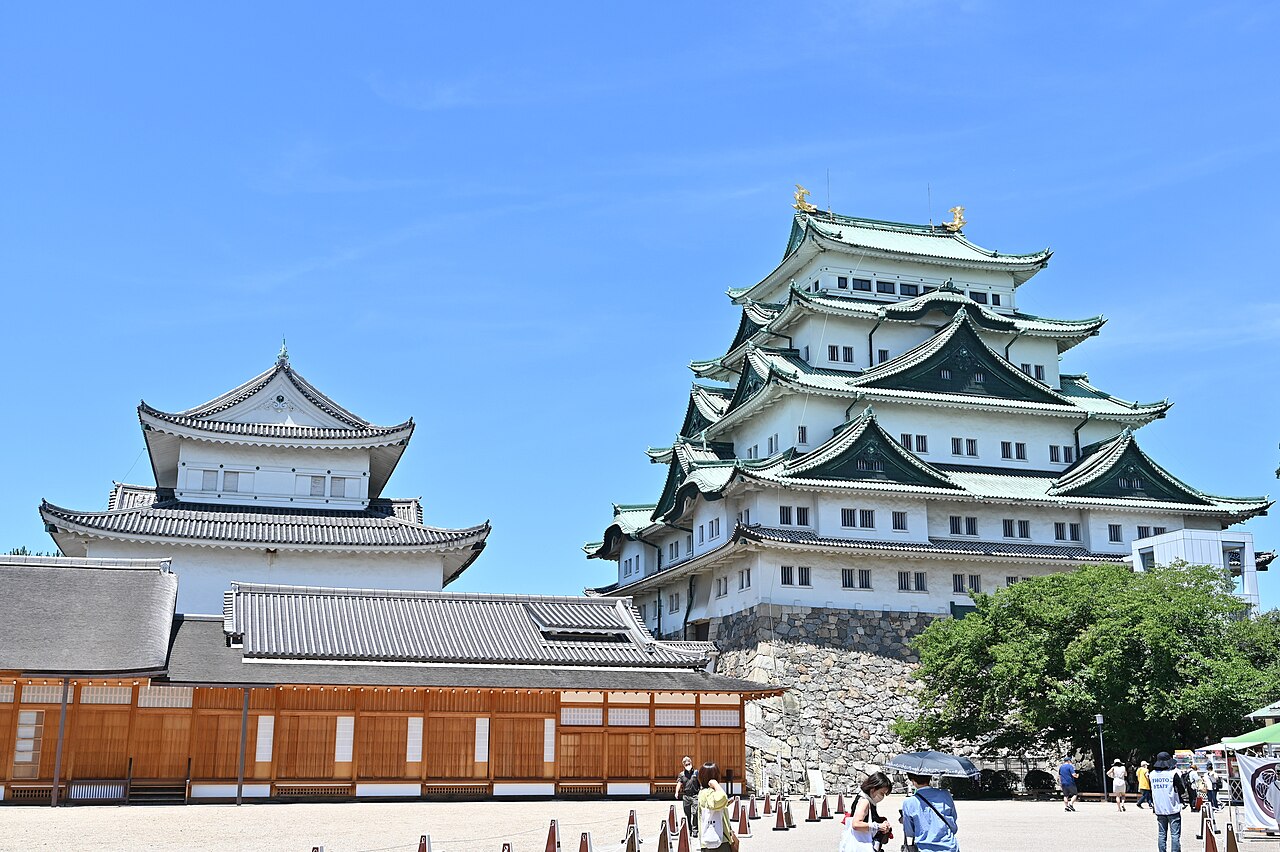 Nagoya Castle cherry blossom spring